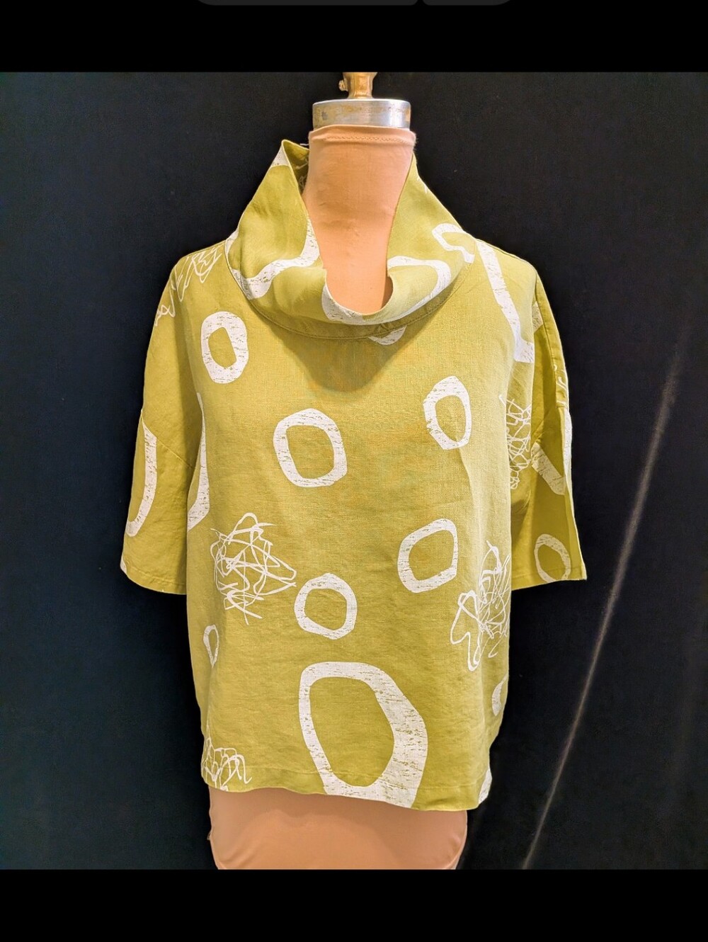 LAGENLOOK Cowl neck Top CHALET et CECI Chartreuse Boxy LARGE+